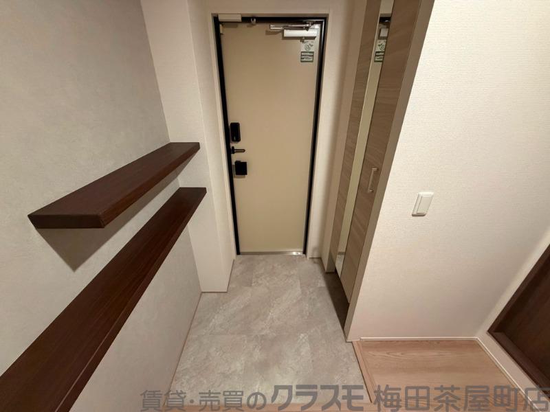 14/30 玄関