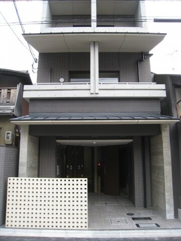 2/3 エントランス