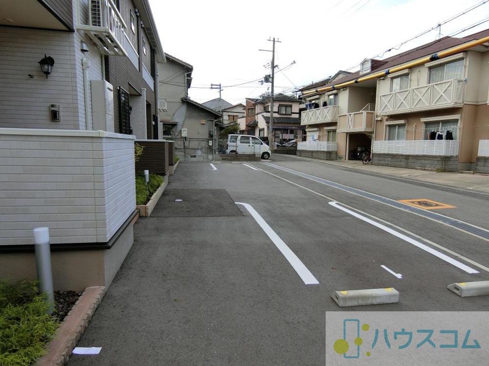 26/30 駐車場