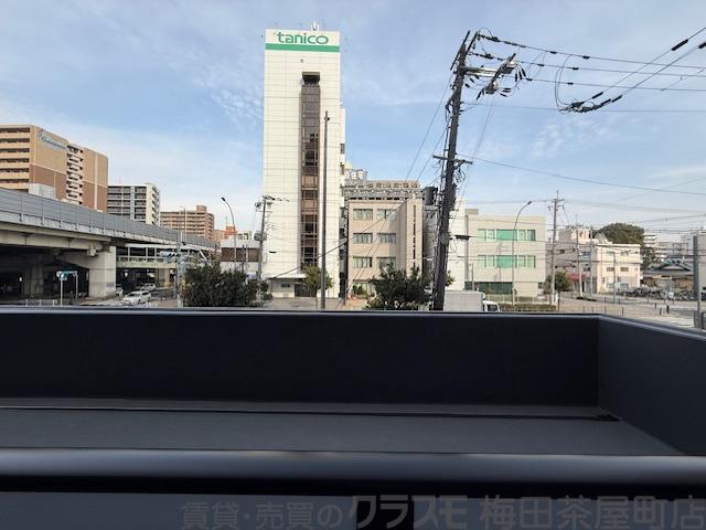 20/30 バルコニー