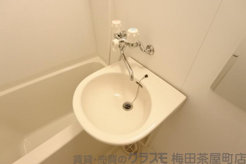 20/30 洗面
