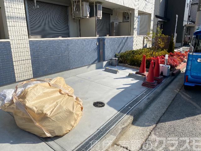 21/30 駐車場