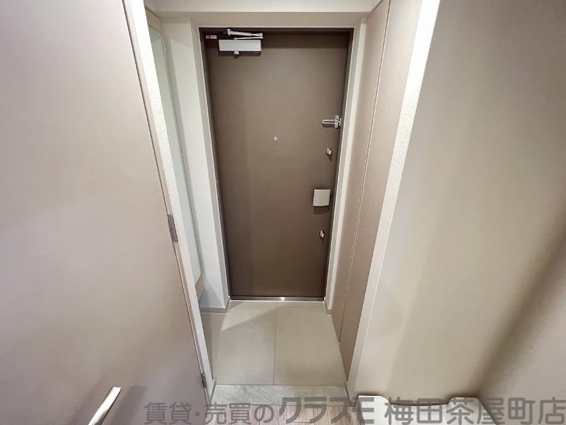 14/30 玄関