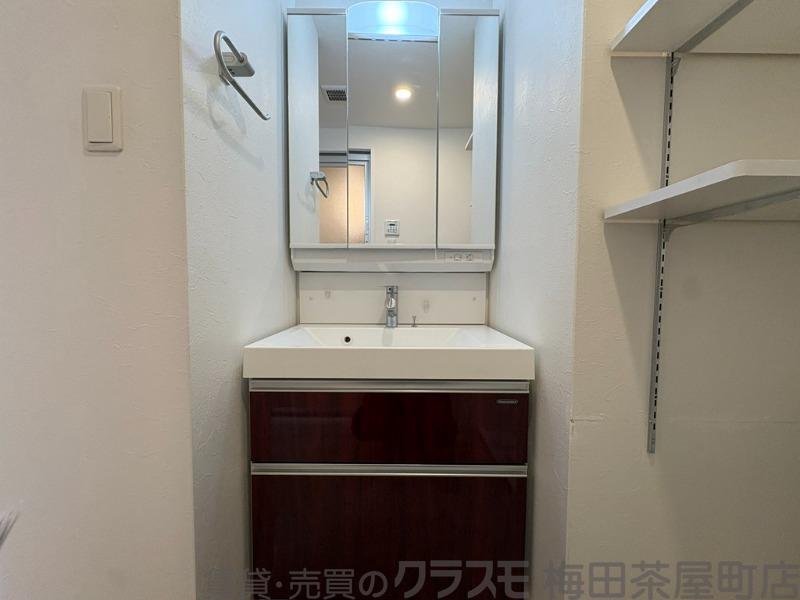 20/30 洗面