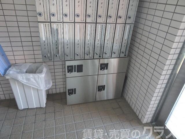 20/30 エントランス