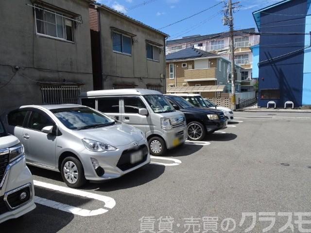 21/30 駐車場