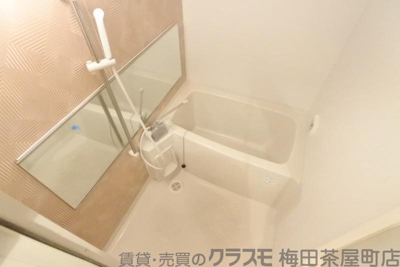 18/30 浴室