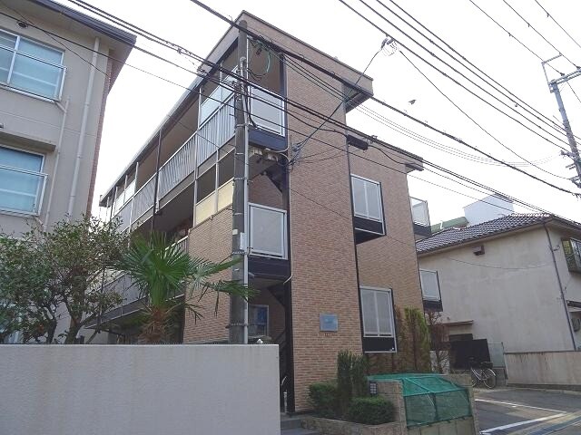 2/4 外観