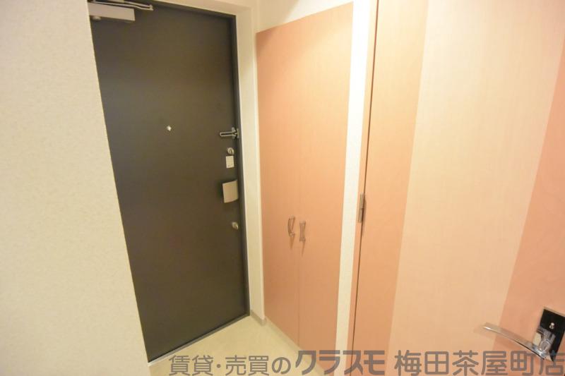 14/30 玄関