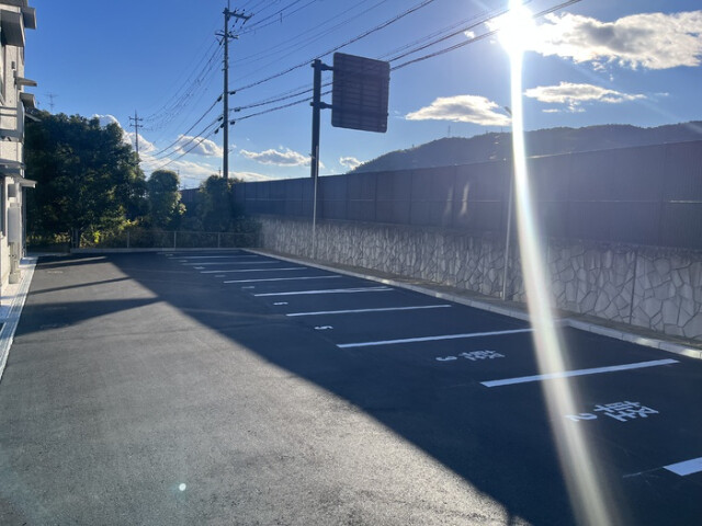 17/18 駐車場