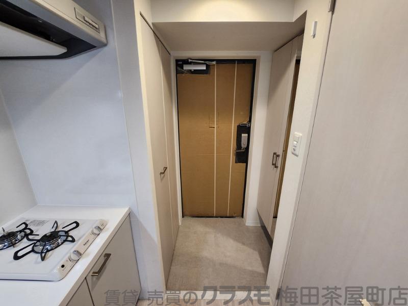 14/30 玄関