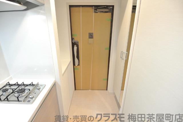 17/30 玄関