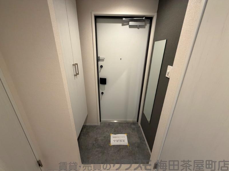 14/30 玄関
