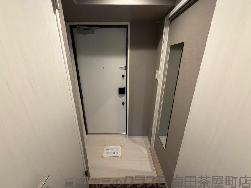 14/30 玄関