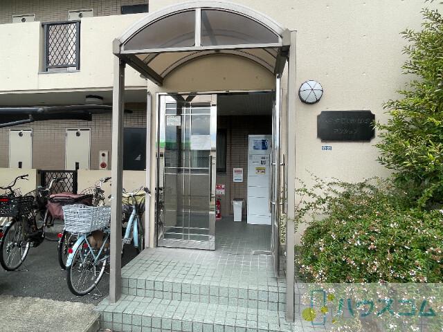 3/7 エントランス