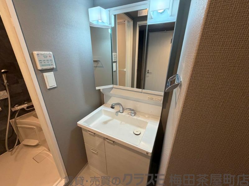 19/30 洗面
