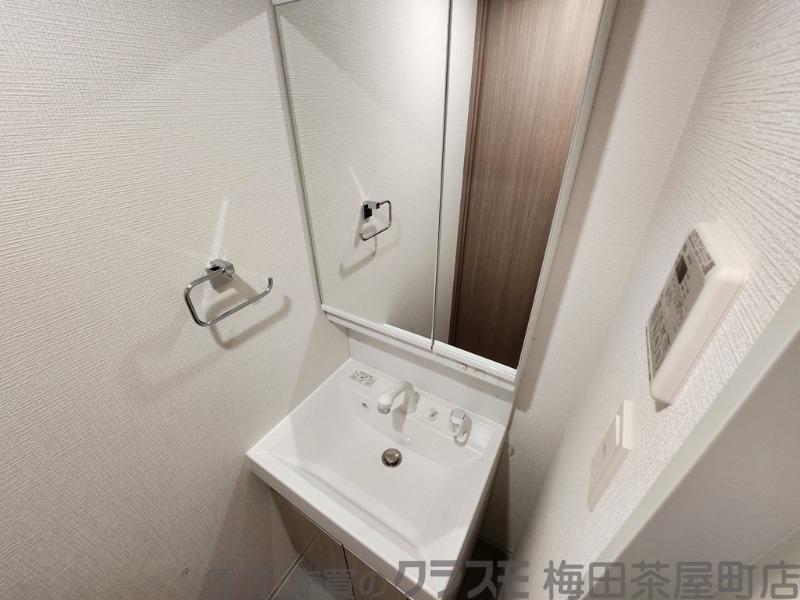 20/30 洗面