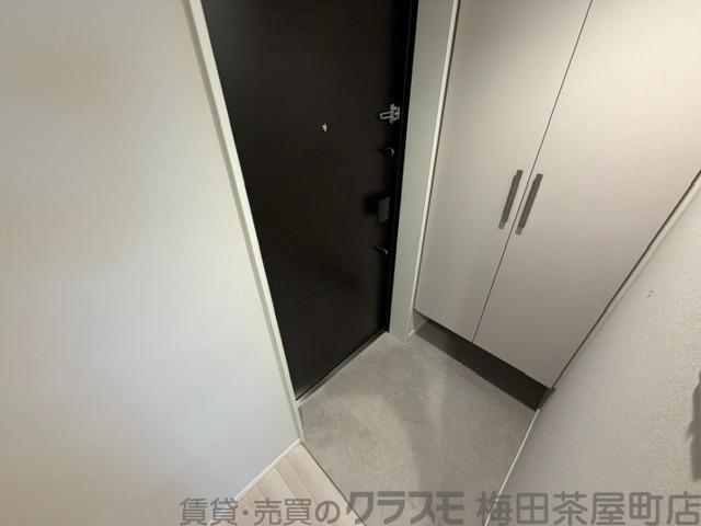 14/30 玄関