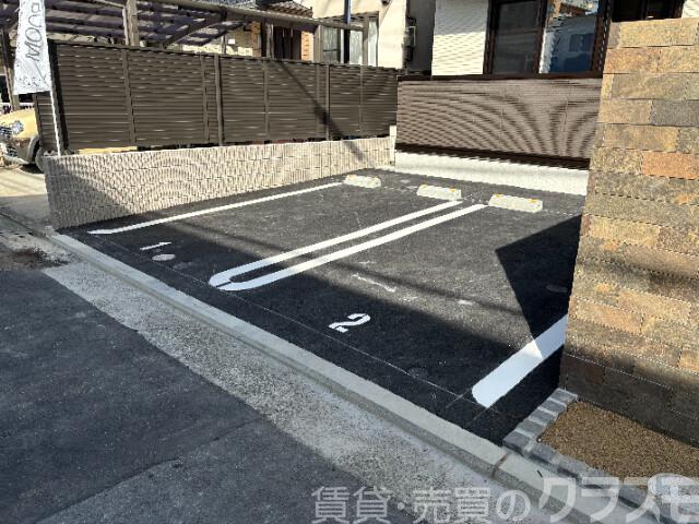 22/30 駐車場