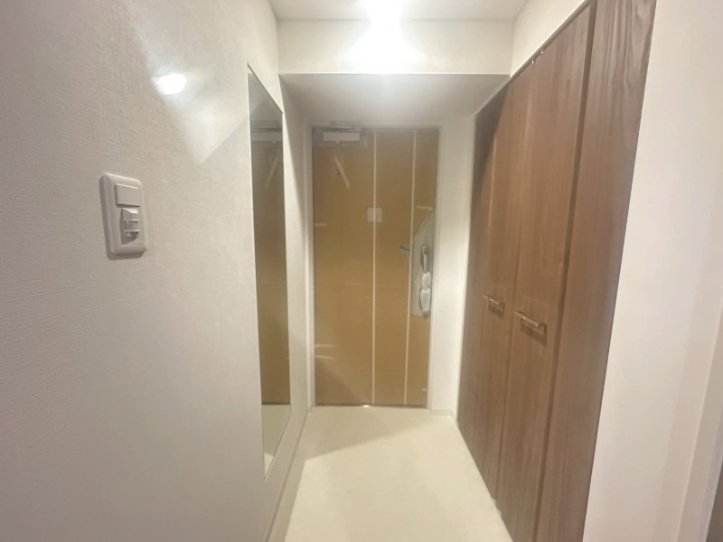 14/30 玄関