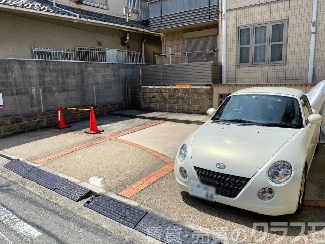 15/27 駐車場