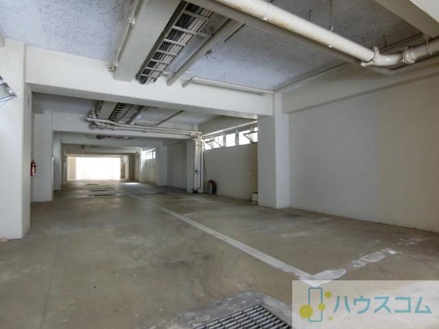 4/7 駐車場