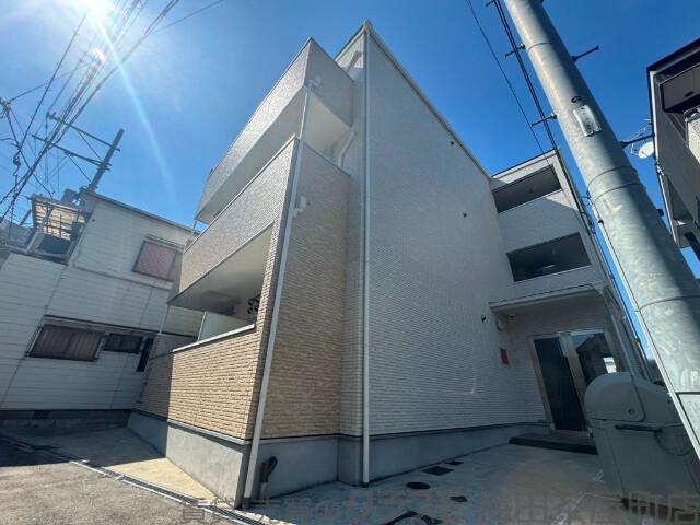 2/30 外観