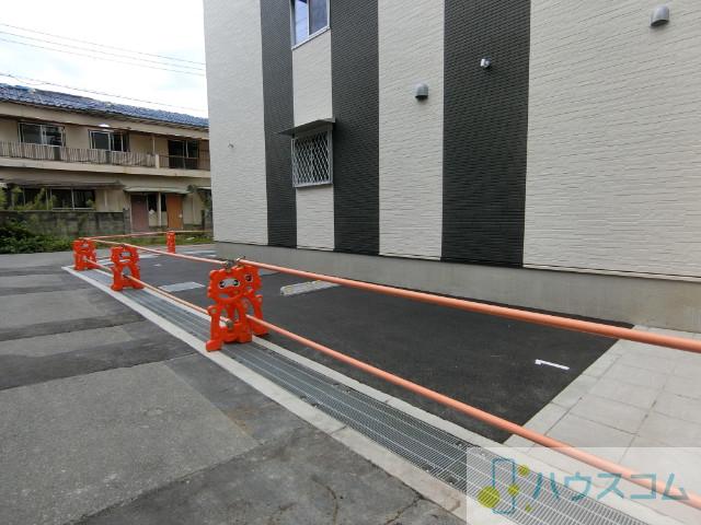 28/30 駐車場