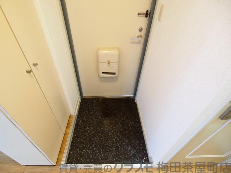 18/30 玄関