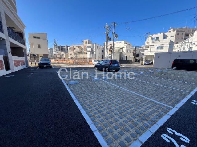 30/30 駐車場