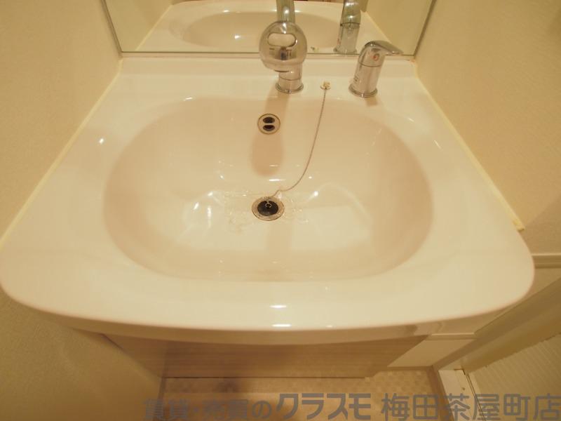 22/30 洗面