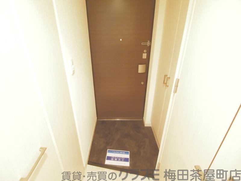 17/30 玄関