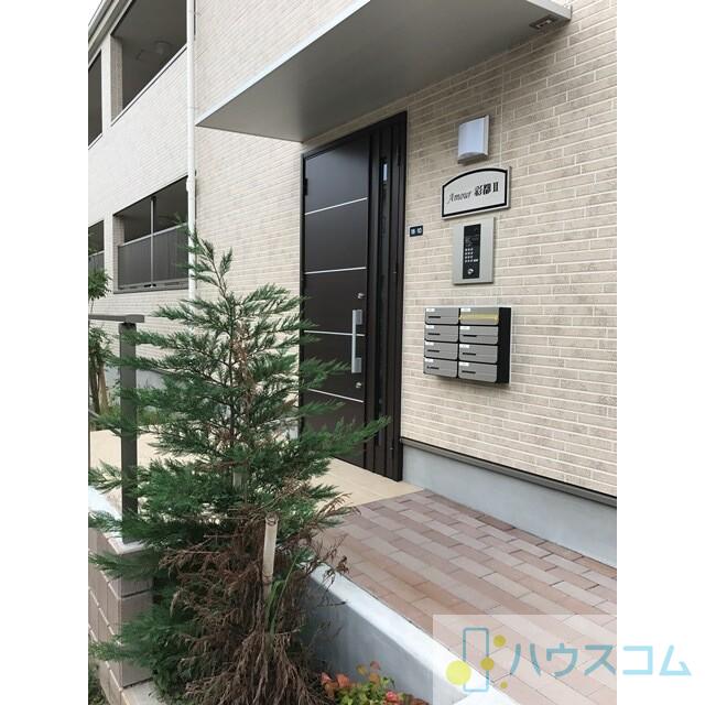 23/30 エントランス