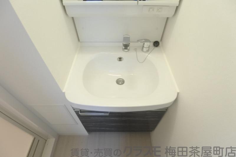 21/30 洗面