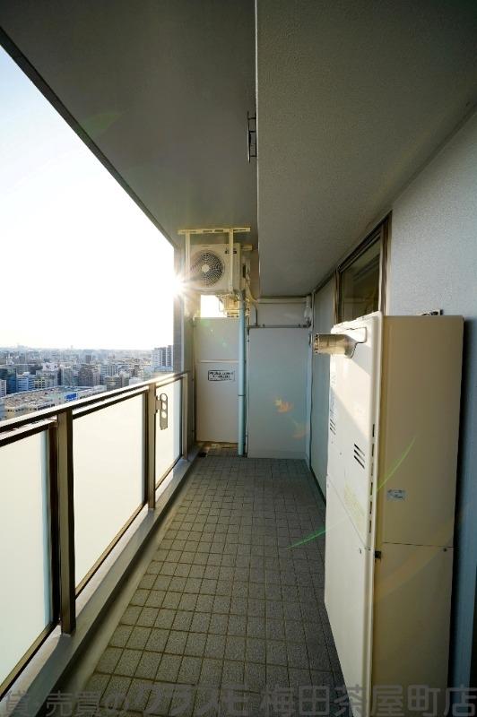 21/30 バルコニー