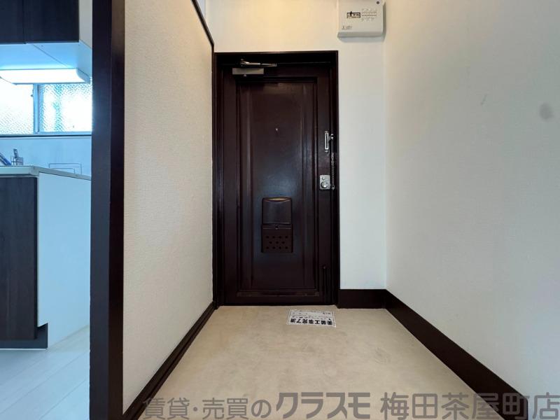 14/30 玄関