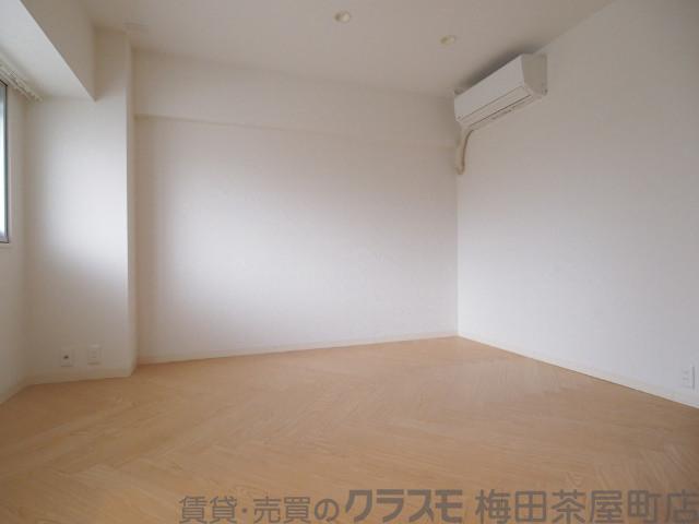 15/30 寝室