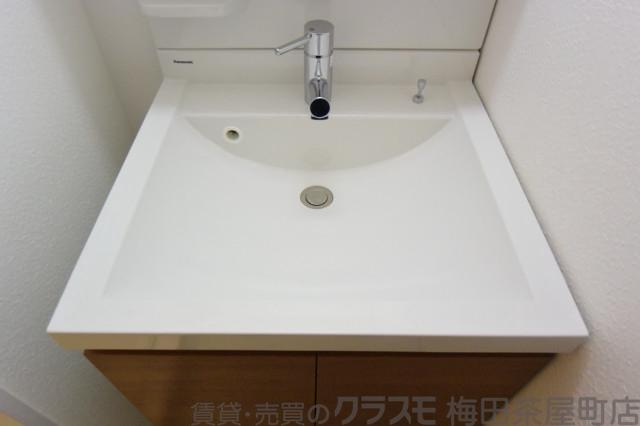 18/30 洗面