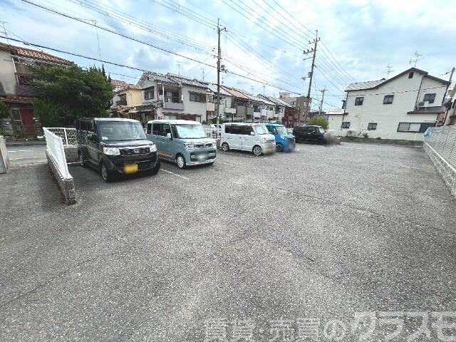 14/19 駐車場