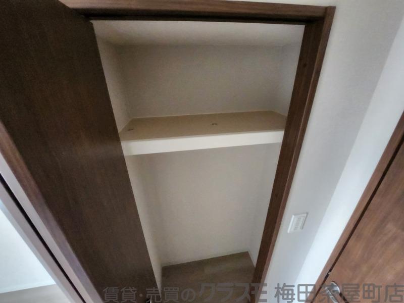 13/30 収納