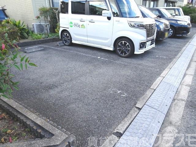 2/11 駐車場