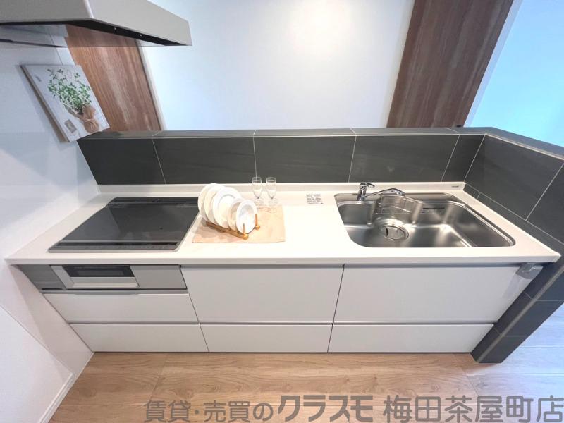 18/28 キッチン