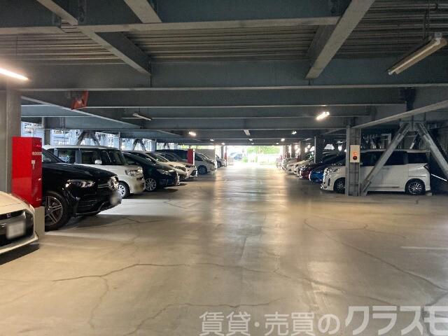 16/22 駐車場