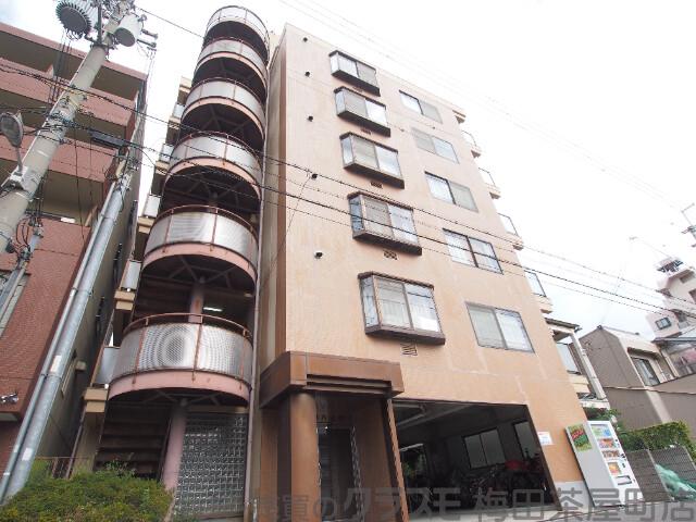 2/30 外観