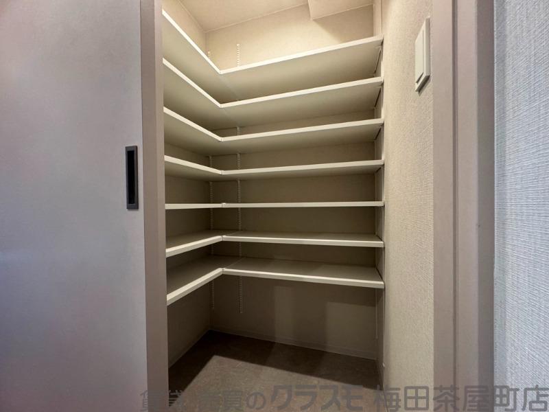 14/30 室内