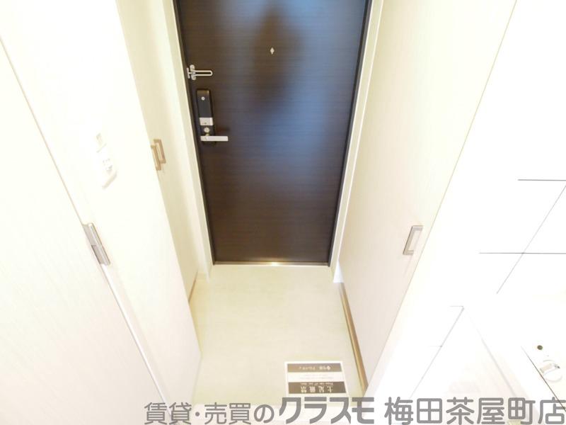 18/30 玄関