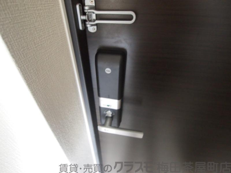 14/30 室内