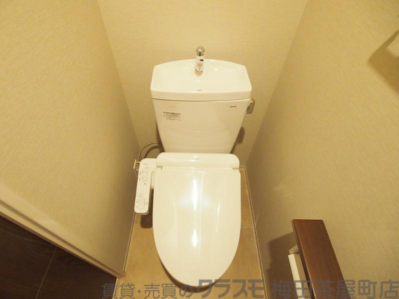 23/30 トイレ