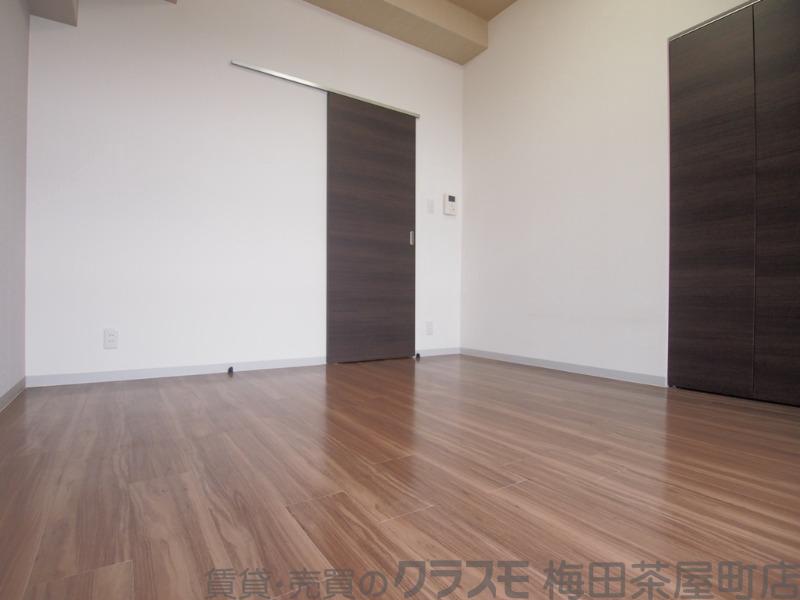 15/30 寝室