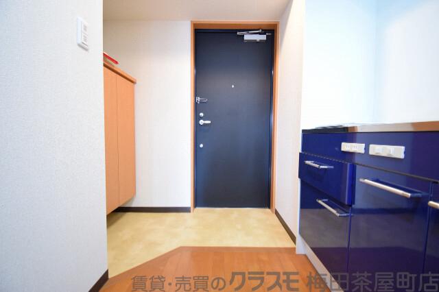 13/30 玄関
